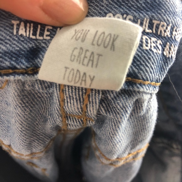 Ultra high rise ‘Mom’ jeans 👖 - Picture 4 of 6